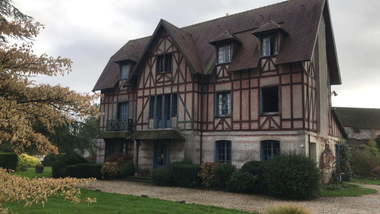Готель Manoir De Graincourt Derchigny Екстер'єр фото